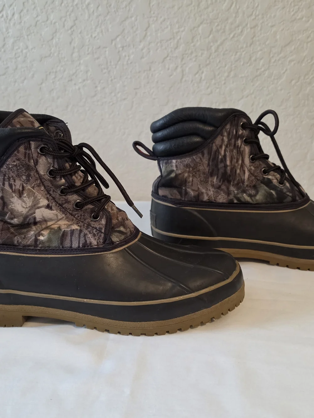Crater Ridge durable waterproof